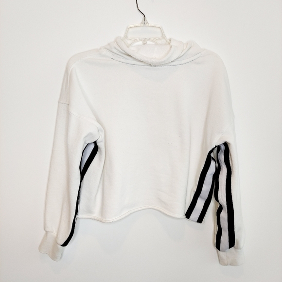 Calvin Klein Performance Cropped Sweatshirt Large - Picture 12 of 13